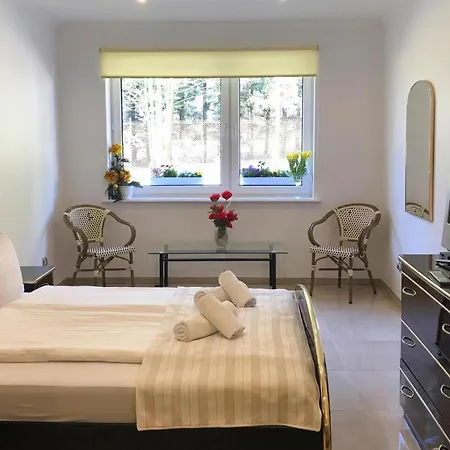 With Summer Pool Sauna, Whirlpool