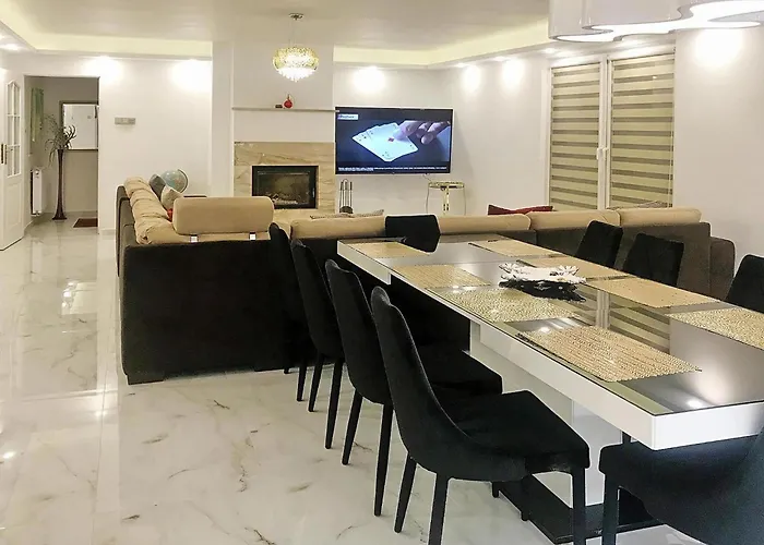 With Summer Pool Sauna, Whirlpool Zitzmin